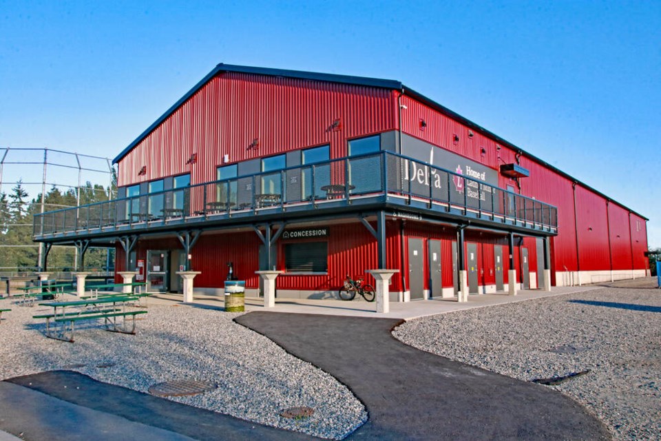 web1_lmba-training-facility